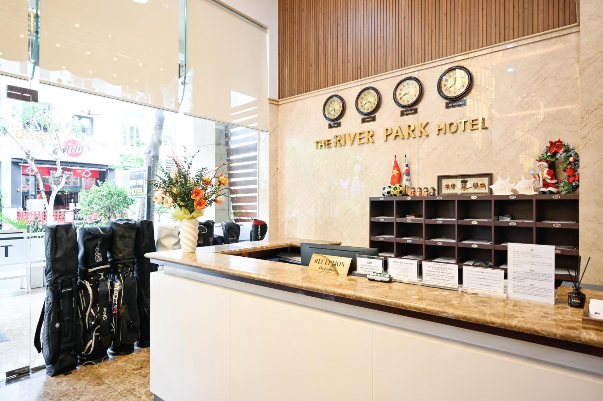 The River Park Hotel Ho Či Minovo Město Exteriér fotografie